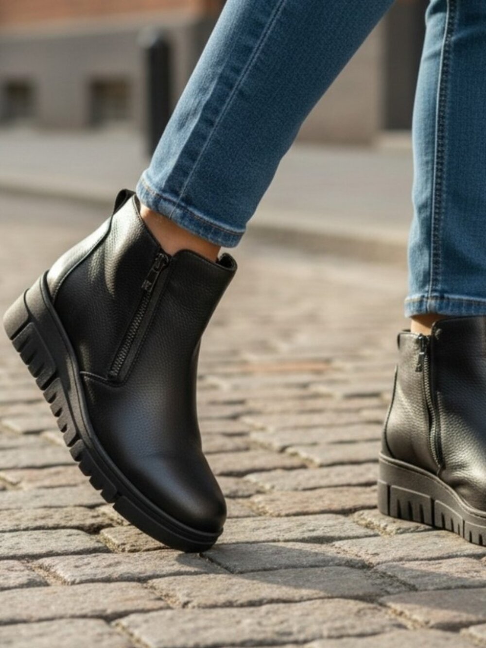 Vionic Uptown Wedge Ankle Booties Black Leather Comfort Shoes Women’s 8
